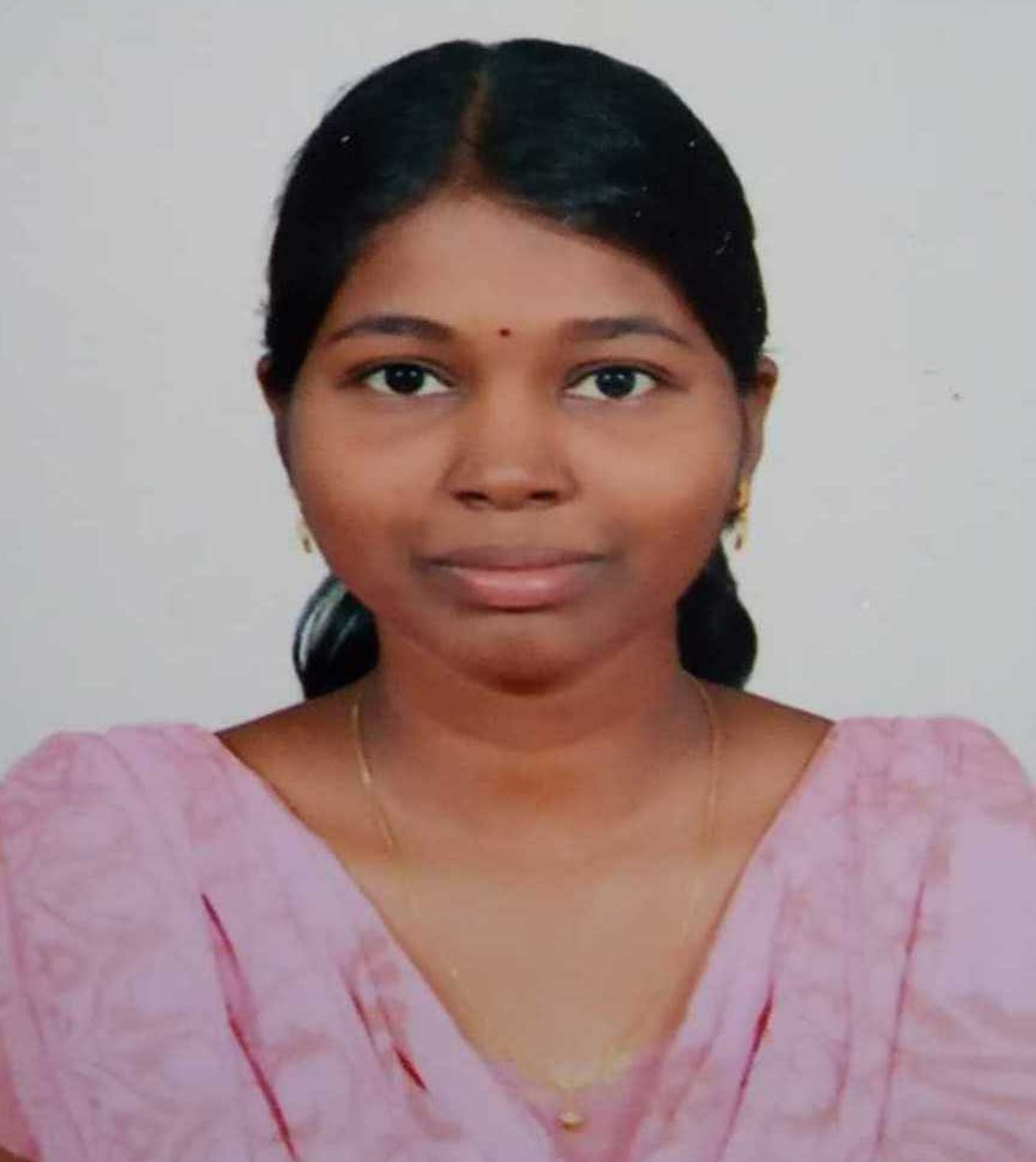 Ms.M .Nanthini